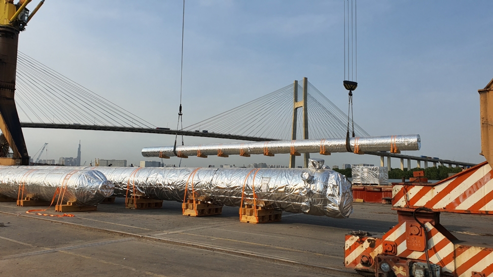 Transport the chemical handling system for offshore oil-rig from Dong Xuyen IZ, Ba ria Vung Tau province to Ho Chi Minh city port for export to EU by ocean vessel.