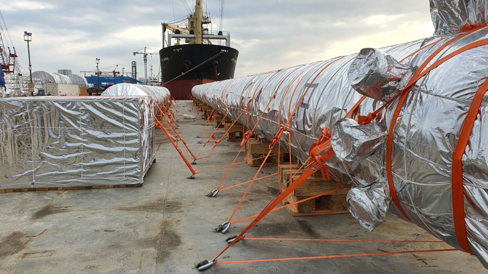 Transport the chemical handling system for offshore oil-rig from Dong Xuyen IZ, Ba ria Vung Tau province to Ho Chi Minh city port for export to EU by ocean vessel.