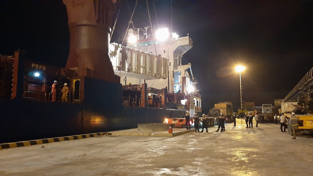 Transportation, erection and hand-over the main transformer set for Van Phong 220kV sub-station, Ninh Hoa province.