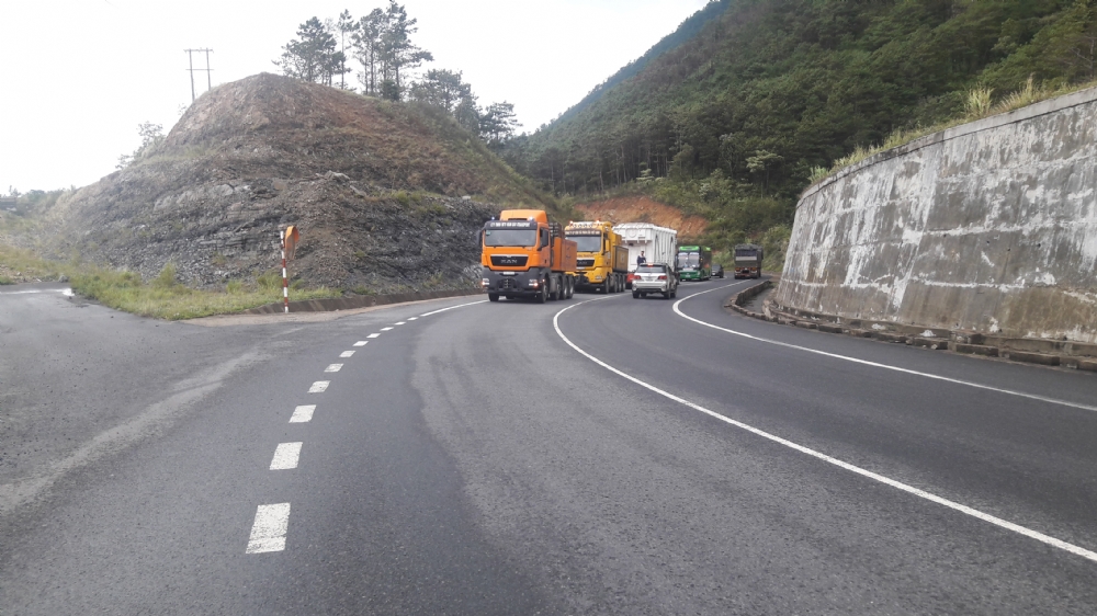 Transport and deliver heavy main transformer from Quy Nhơn to Pleiku.