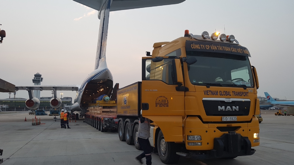 Tiếp nhận, vận chuyển và bàn giao thành công Rotor tuốc - bin hơi Nhà máy Điện Phú Mỹ.