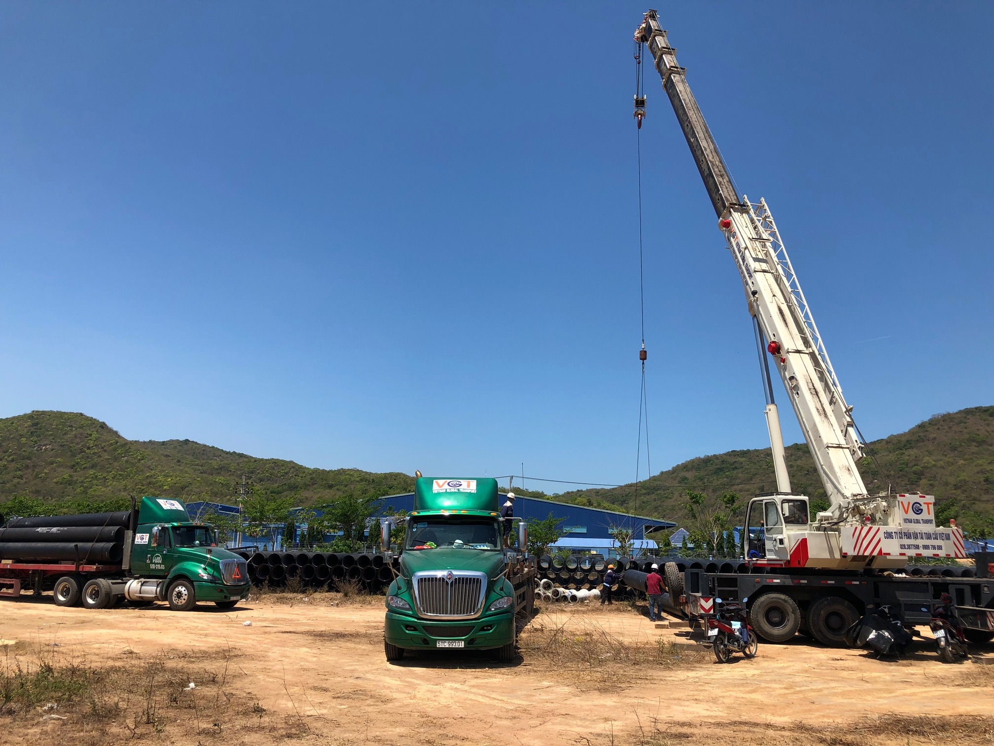 Transport and handling of equipment and material for the construction project of the new water supply pine line for Ba ria - Vung Tau province. 